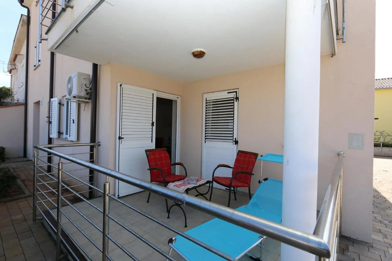 Apartments In Silo/Insel Krk 13566